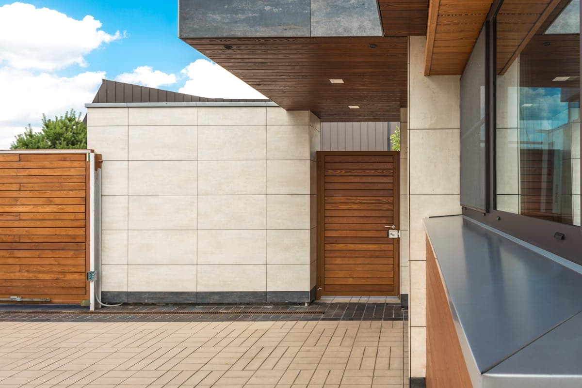 Commercial restoration services